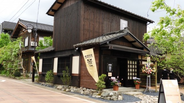 月岡温泉街のnewスポット 新潟粉物bei ベイ に行ってきた 新名物スイーツ うさぎ焼き が可愛すぎる 新潟永住計画 月岡温泉街のnewスポット 新潟粉物bei ベイ に行ってきた 新名物スイーツ うさぎ焼き が可愛すぎる 新潟永住計画